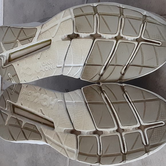 HOKA detalle pequeno ver foto cuarta - Picture 5 of 5